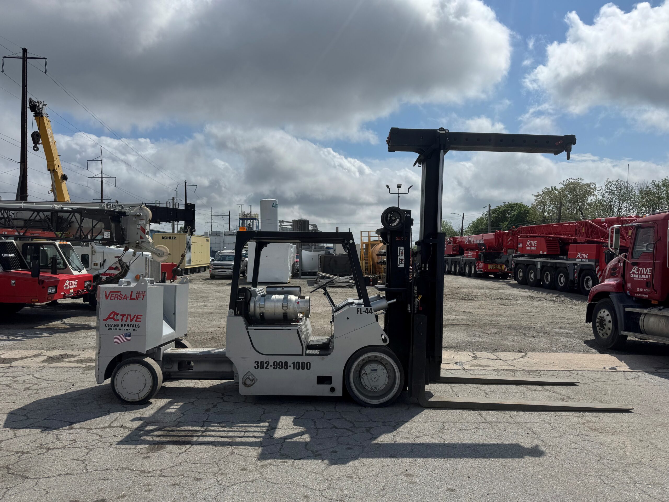 Forklift 3